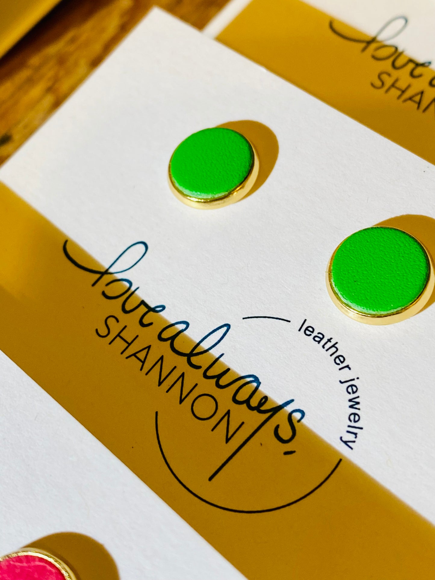 A Perfect Pop of Colour